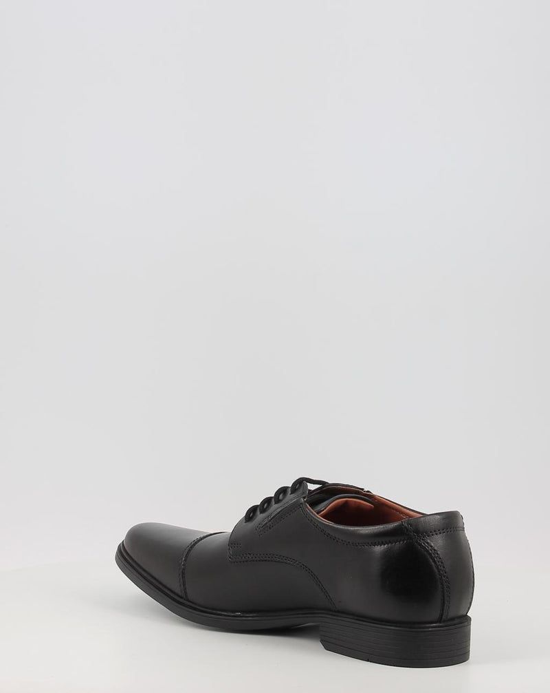 Chaussures CLARKS TILDEN CAP noir